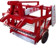 胡蘿(luo)蔔(bu)收(shou)獲(huo)機(ji)